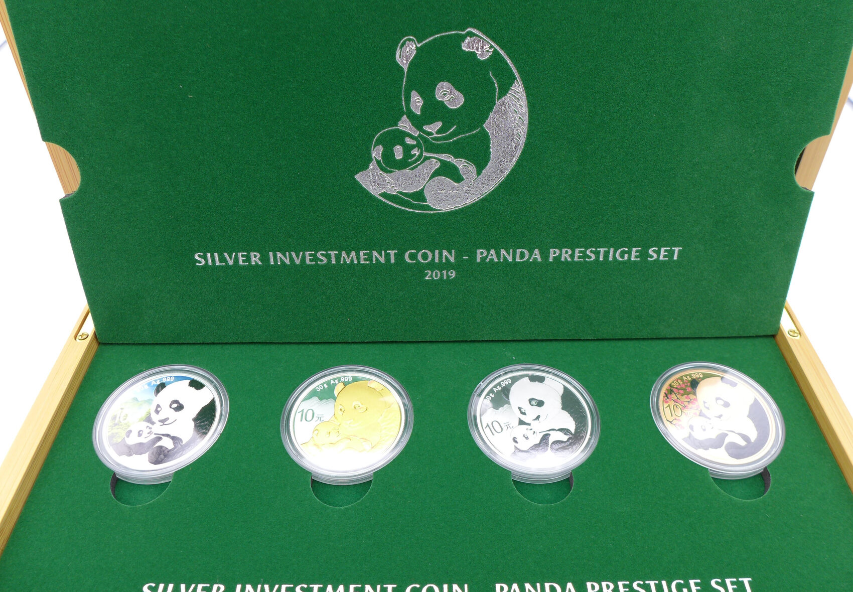 China 4 X 10 Yuan 2019 Panda Prestige Set Stgl MA Shops