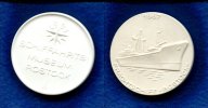 DDR/Rostock, Porzellan Medaille, Schiffahrtsmuseum-Frachtschiff"Rostock", Image