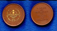 DDR/Berlin, Porzellan Medaille, 25 Jahre Sparkasse das Kreditinstitut für die Bevölkerung, Image