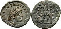 Römisches Kaiserreich Centenionalis Gratianus Bronze Siscia 367-375 GLORIA ROMANORVM Captivus Labarum RIC 14 (c) xx