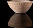  Schale aus Alabaster mit Verzierung  390,00 EUR  zzgl. 6,00 EUR Versand