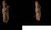   Terrakottafigur einer stehenden weiblichen Gestalt  330,00 EUR  zzgl. 6,00 EUR Versand