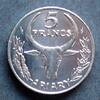 Madagaskar 5 Francs S.10 / C / Weihnachtsstern - Kopf eines Buckelrindes -