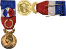 Frankreich Medaille Honneur-Travail, République Française, Couronne -