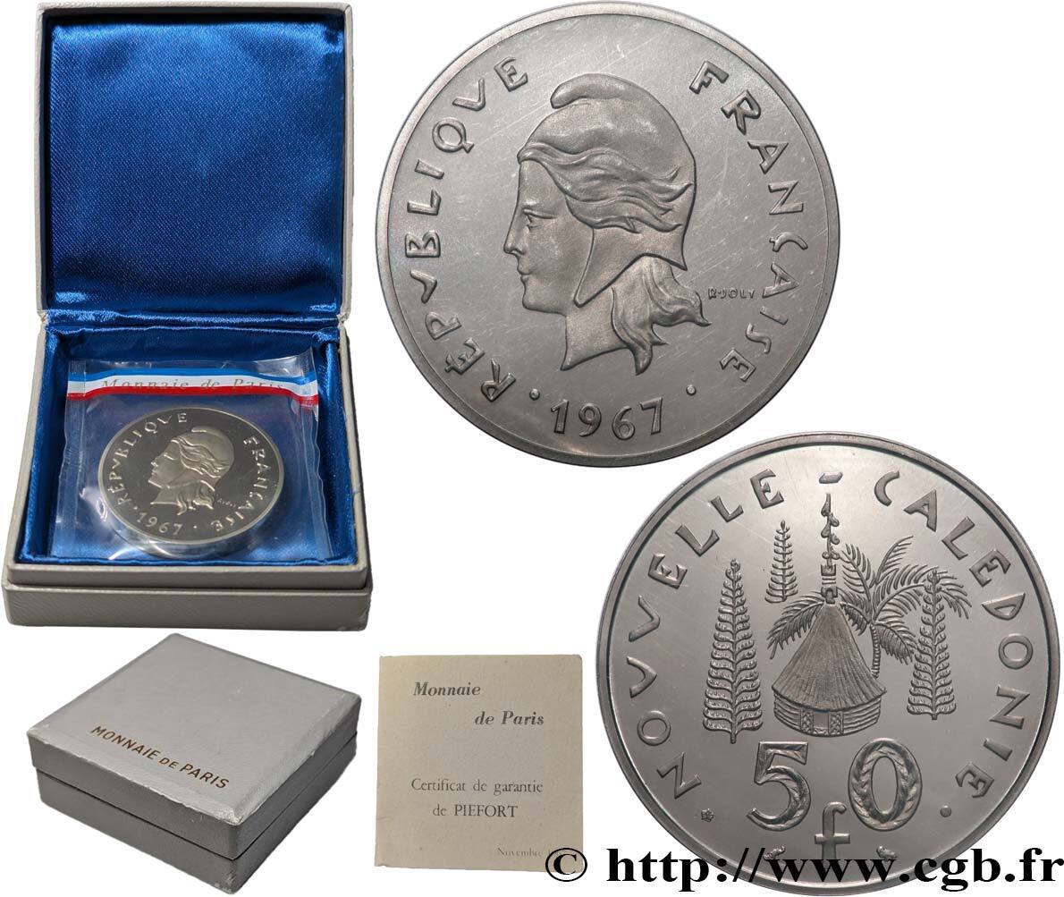 pi-fort-50-francs-pacifique-neukaledonien-paris-1967-33mm-30-20g-6h