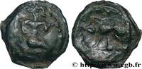 FRANKREICH Bronze au personnage agenouillé et au sanglier GALLIEN - BELGICA - BELLOVACI (Region die Beauvais) Beauvais (60) c. Ier siècle avant J.-C. (20mm, 3,95g, 12h) -