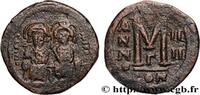 THE EMPIRE FROM ANASTASIUS TO MAURICE TIBERIUS (49 Follis JUSTINUS II und SOPHIE Constantinople 568-569 (28,5mm, 12,63g, 7h) -
