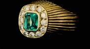   Vintage Art Deco Signet Ring In 18k Gold With Emerald And Small Diamonds  950,00 EUR  zzgl. 20,00 EUR Versand