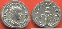 Antike Münzen ANTONINIEN GORDIEN III LE PIEUX 238-244 EN BILLON. A/ IMP GORDIANVS PIVS FEL AVG, SON BUSTE RADIE A DROITE. R/ LAETITIA AVG N, LA JOIE DE -
