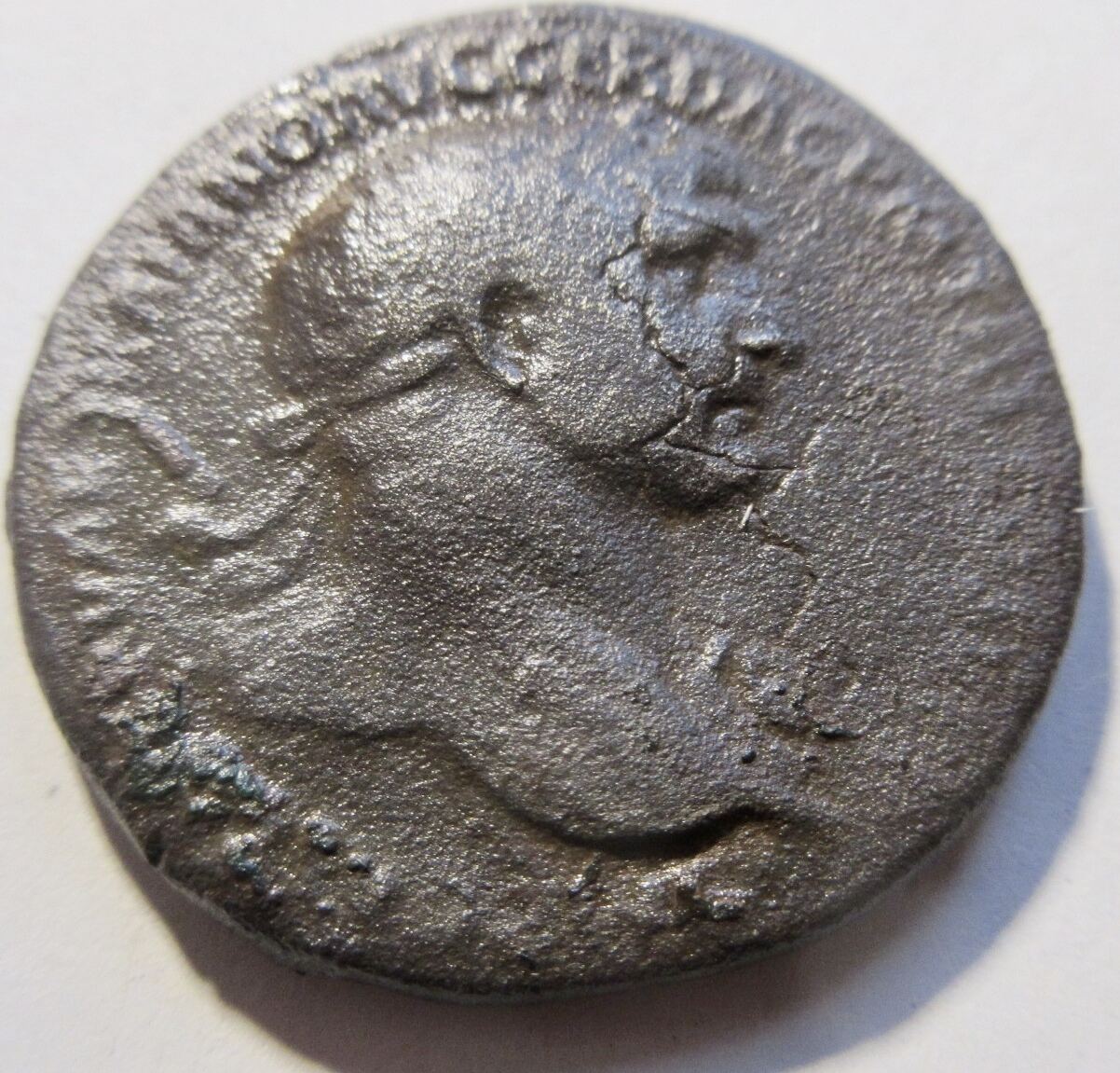 Rom 103 n. Chr. Sesterz von Trajanus Rs. Pax n. links stehend