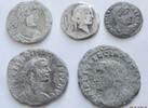 Römische Republik Denar/Follis Lot: Denar der Römischen Republik und 4 x Ae-Follis -