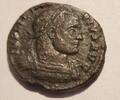Rom Ae-17 (Follis) Seltener Ae-17mm (Follis) Licinius I. (Senior) aus Arles Rs. Kaiser auf Adler -