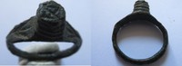 Rom Fingerring aus Bronze Römischer Fingerring aus Bronze mit Dekor 1.-3. Jhd. n Chr.