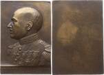 Frankreich, 3. Republik, Stadt Paris Große einseitige Bronzeplakette o.J. (1931) v. Becker, auf Médecin Général Raoul Fernand Clément Paître, 1880 - 1939 Besser als vorzüglich, mattiert, min. Kr.