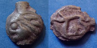 Leuci, Leuques potin LEUCI, LEUQUES, région de Toul à la tête d'indien, 20x17mm, 5,41 grms, DT.227 Var. TTB+ -