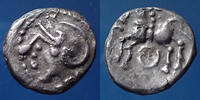 Aedui, Eduens denier Eduens, Aedui ou quinaire à la croisette et à la rouelle, 13mm, 1,49 grms, LT.5099 variante TTB à SUP -