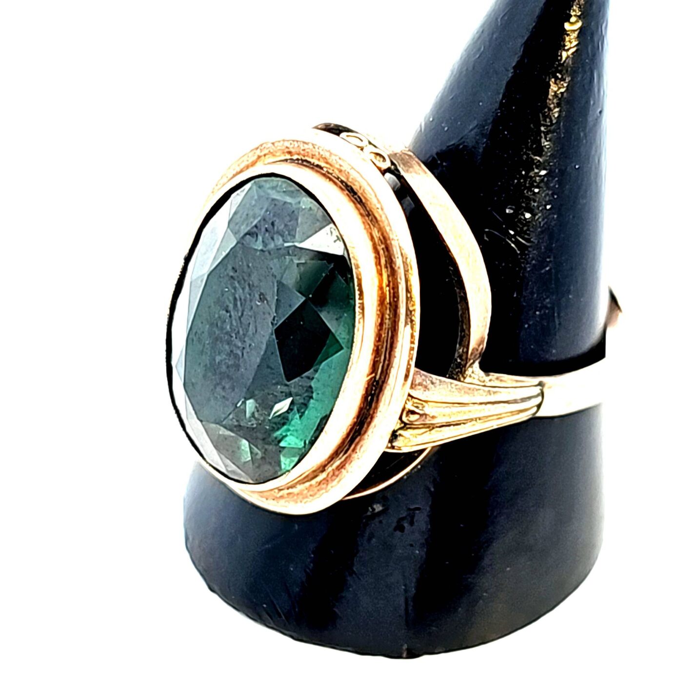 333 Gold Ring 7,07g, 58 Ringgröße, mit grünem Stein sehr guter Zustand, Siehe Fotos und Video