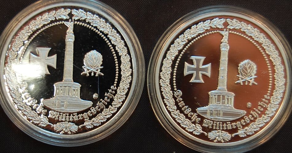 Deutschland / 2.Weltkrieg MEDAILLE 2 Medaillen Deutsche Militärgeschichte  PP | MA-Shops