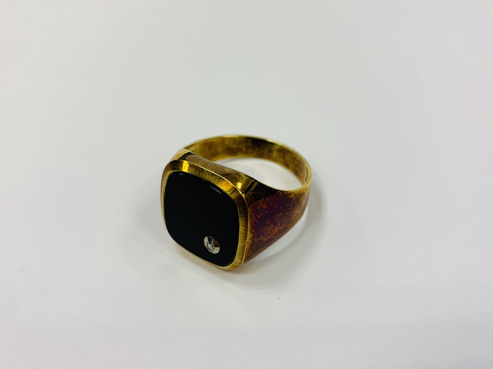 Ring Gold 585, mit schwarzen Stein, 7,9g, Ringgröße 67 | MA-Shops