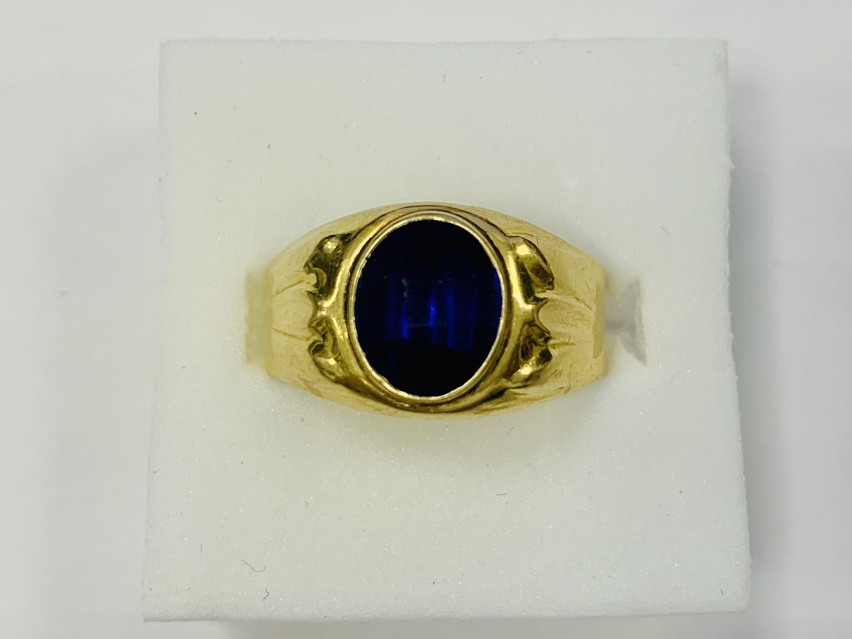 Ring, Gold 18K, mit blauen Stein, 3,6g, Ringgröße 64