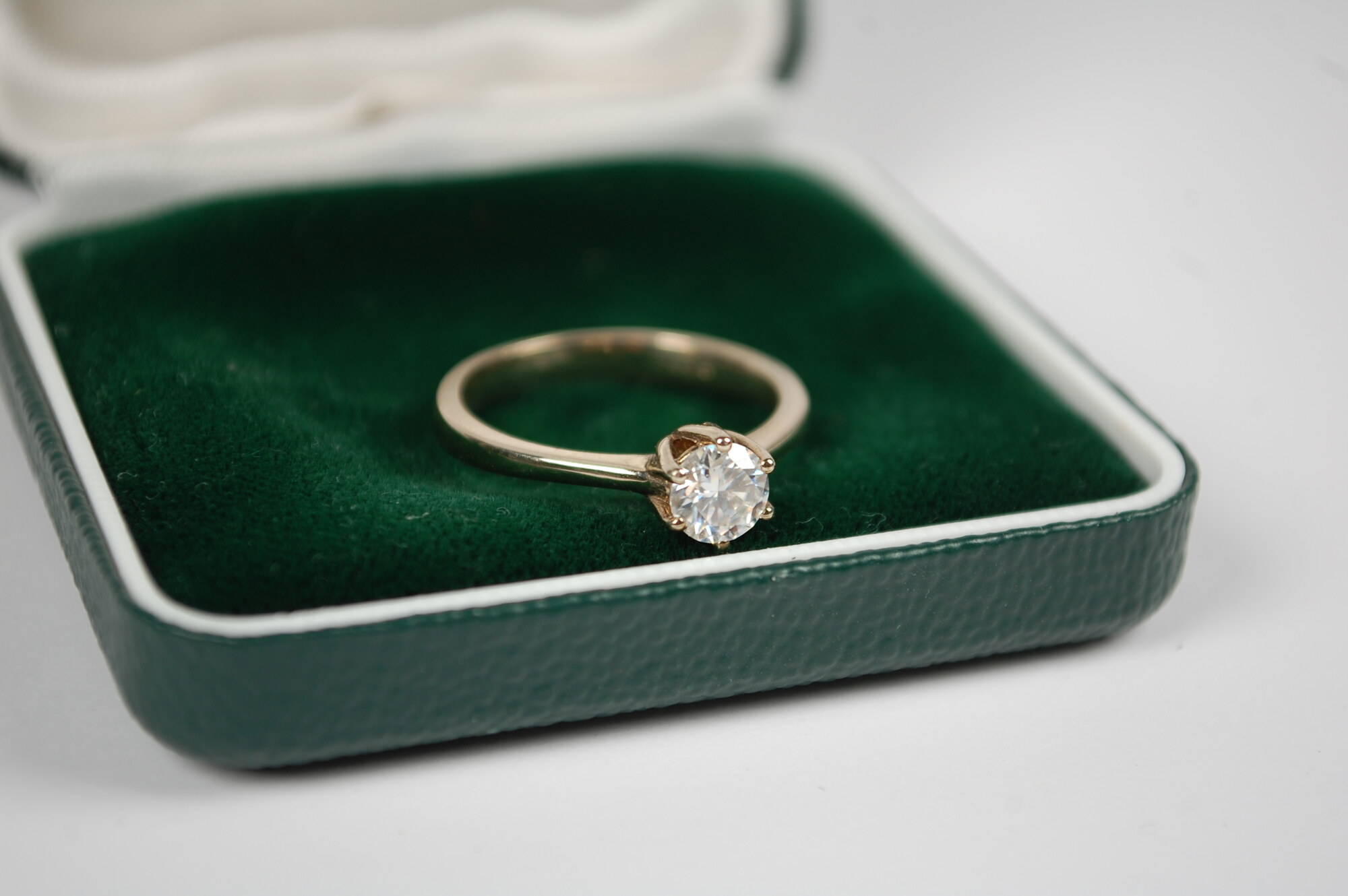 Ring Mit Diamant 0 5 Karat 18K Gold 3 63g Ringgr e 56 MA Shops ring-mit-diamant-0-5-karat-18k-gold-3-63g-ringgr-e-56-ma-shops