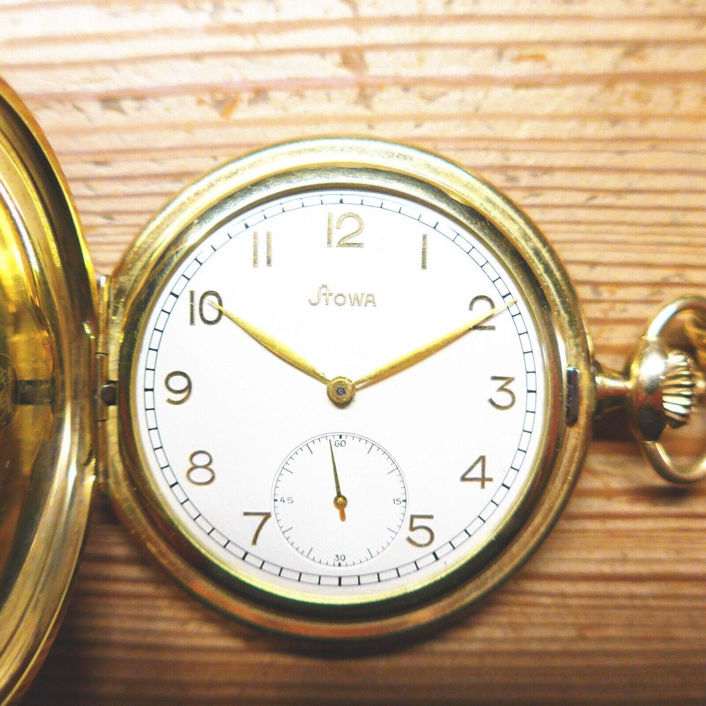 Deutschland, vergoldete Sprungdeckel HERREN TASCHENUHR, STOWA, funktioniert  gut, 1935, altersentsprechende Gebrauchsspuren, siehe Fotos