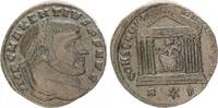 Antike / Römische Kaiserzeit / Maxentius Follis Follis des Maxentius Roma in Tempel frontal sitzend -