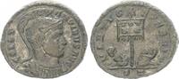Antike / Römische Kaiserzeit / Constantinus Follis Constantinus I, VIRTVS EXERCIT, Standarte, darauf VOT XX, zu beiden Seiten Gefan -