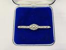 Gold 585 Brosche, weissgold 585 mit Diamanten Art Deco, 3,88g, länge ca. 6cm -