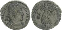 Antike / Römische Kaiserzeit AE 3 (Follis) Valens Victoria läuft n.l. -