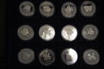 Bhutan 12 X 300 Ngultrum Lunar Calendar, 12 Tierkreiszeichen -