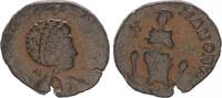 Antike / Römische Kaiserzeit / Aelia Eudoxia Bronze Aelia Eudoxia Bronzemünze Aelia frontal thronend -