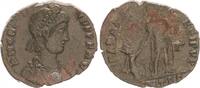 Antike / Römische Kaiserzeit /Gratianus Follis Bronze AE 2 Gratianus Follis Bronze AE 2 RS: Gratianus hilft knieender Frau auf -