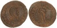 Antike / Römische Kaiserzeit / Aelia Flacilla Bronze Aelia Flacilla Bronzemünze AE2 Aelia frontal stehend, Arme über Brust -