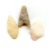 Ancient artifacts and weapons, arrowheads Lot of 3 various stone arrowheads, North Africa, Neolithic period, c.5000-3000 BC -