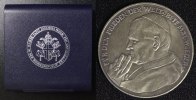 Vatikan/ Deutschland Papst Johannes Paul II.  - Auf seinen Besuch in der BRD Medaille 1980 gutes vz/Etui