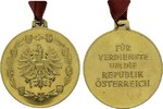 REPUBLIK ÖSTERREICH Vergoldete Bronzemedaille 1. Klasse