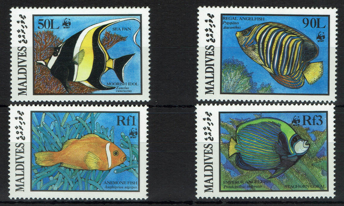 He like a fish. Марки Мальдивы. Марки Республики Мальдивы. Почтовые марки Maldives 1990. Лучшие почтовые марки Республики Maldives хищники.