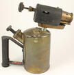 Deutsches Reich O.J. Benzin-Lötlampe mit Pumpe / Vulcano Alemania No. 552 2-3