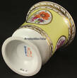 Berlin 1962 - 1992 KPM / Königliche Porzellan - Manufaktur / Vase, Becher mit Blumenmalerei und .. 1-2