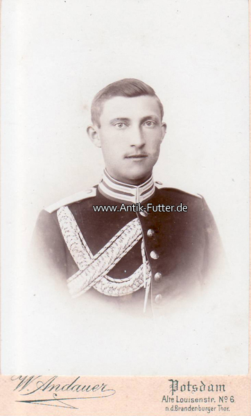O.J. Portraitfoto/Leibgarde der Kaiserin in Potsdam/Fotograph: W