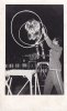 Hamburg Ansichtskarte/Postkarte/480 Pfund fliegen durch den Doppelreifen/Circus -