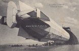 Deutsches Reich Ansichtskarte/Postkarte/Zeppelins Luftschiff/Ausfahrt aus der Halle -