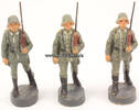 Deutsches Reich Spielzeug / 3 Soldaten marschierend / Hersteller: Lisanlo -