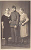 Drittes Reich Fotokarte / Portraitfoto Wehrmacht / Heer / Familie -