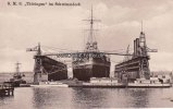 Deutsches Reich Ansichtskarte/Postkarte/S.M.S. <i>Thüringen</i> im Schwimmdock -