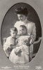 Deutsches Reich Ansichtskarte/Postkarte/<i>Mutterglück</i>./Unsere Kronprinzessin mit ihren beiden... -