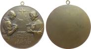 Religion tragbare Medaille Bronze auf die 72. Gustav Adolf Tagung, Mann mit Krug und Priester mit Buch, oben ein Kreuz, v. W. Gösser, einseitig, 60 MM, Sch -