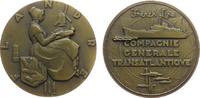 Niederlande Medaille o.J. Bronze Flandern, French Line, sitzende Frau in Landestracht mit Windmühle, Leuchtturm, Wappen und Fische / Schiff, v. M...