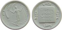 Porzellan Medaille Porzellan Deutsche Kampfspiele - Wintersportwoche, Skiläufer / Schrift im Quadrat, ca. 36,5 MM, weiß -